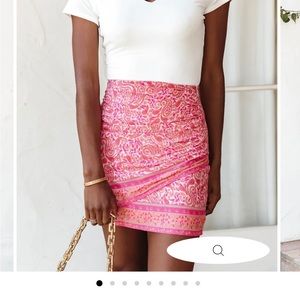 Vanity Paisley Ruched Mini Skirt